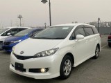 TOYOTA WISH 4WD в г.Владивосток 3