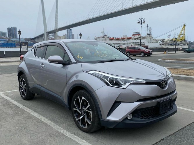 TOYOTA C-HR 4WD в г.Вилючинск